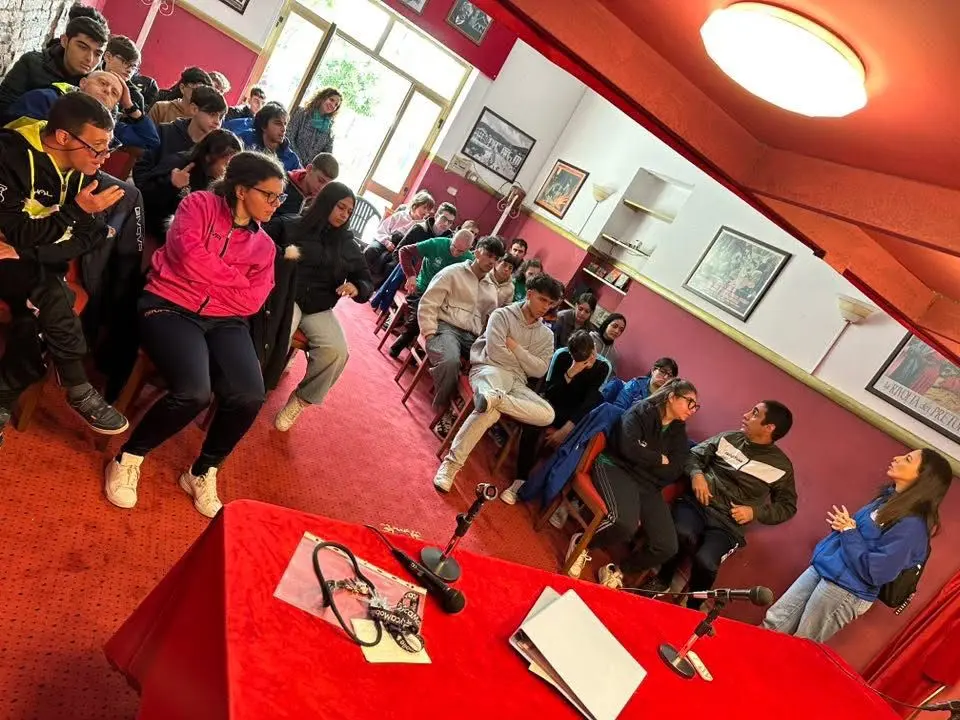 Lamezia, alunni odontotecnico dell'IIS "Costanzo" incontrano l'ASD Lucky Friends