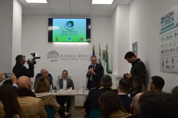 Violenza di genere: nasce l’alleanza tra Questura di Catanzaro e CISL con la firma del nuovo Protocollo