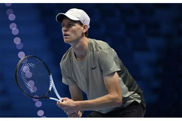 ATP Finals Torino: Jannik Sinner batte De Minaur all'esordio e inizia col piede giusto