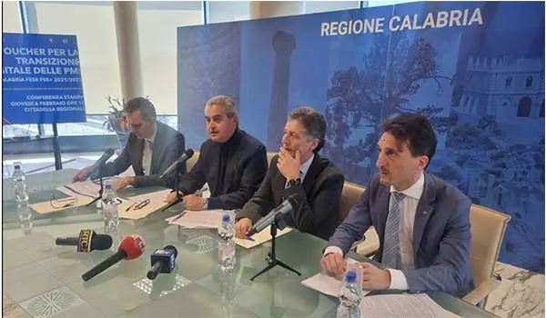 Regione: 5 milioni di euro per le piccole imprese nell'era digitale