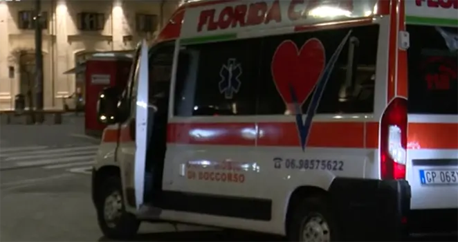 Roma, 16enne accoltellato durante una rapina: indagini in corso per trovare gli aggressori