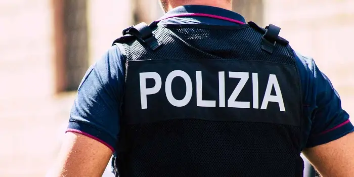 Segregato in casa per 4 anni: uomo vittima della ex compagna e tre complici