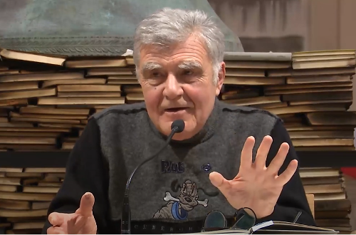 ANTONIO FAETI RICEVE IL RICONOSCIMENTO SPECIALE DEL PREMIO LETTERATURA RAGAZZI DI CENTO