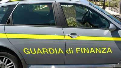 Guardia di Finanza smantella supermercato della droga nei boschi di Varese