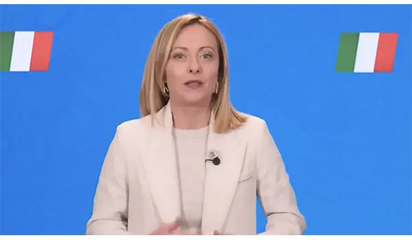 Giorgia Meloni al Congresso della Lega: «Avanti con coraggio, al servizio degli italiani» (Video)