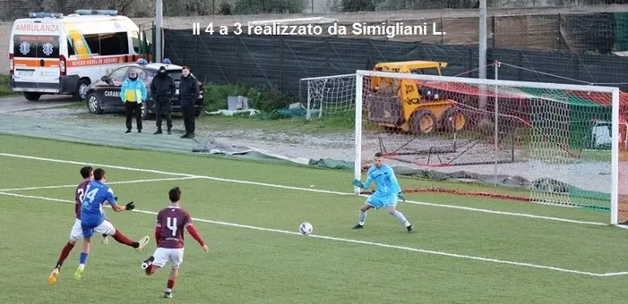 Ardore-Calcio: una partita ed un risultato “scoppiettante”. Vince il Bianco sul Rosarno (4-3).