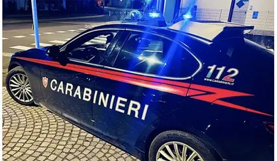 Lodi, anziano soffoca la moglie disabile e tenta il suicidio: “Un dramma d’amore e disperazione”