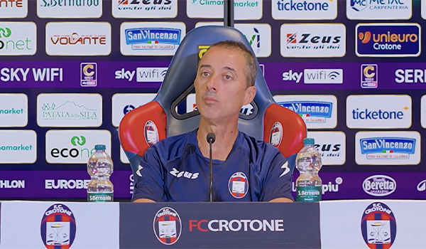 Crotone-Cosenza, parla Mister Longo: «Un derby da vivere» Video