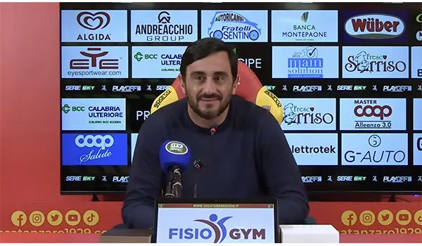 Catanzaro Avellino 3-0, Aquilani esalta i giallorossi dopo il trionfo playoff. Video