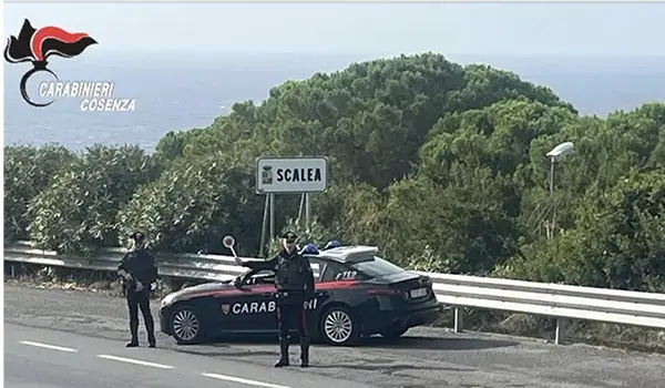Lite per un video in ristorante a Scalea: accoltellato, arrestato un 36enne