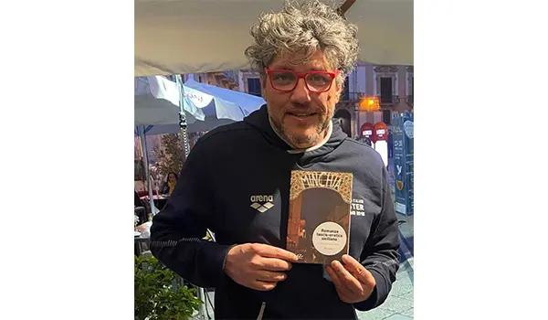Alla Libreria Feltrinelli di Palermo la presentazione di “Romanzo tascio-erotico siciliano” di Giankarim De Caro