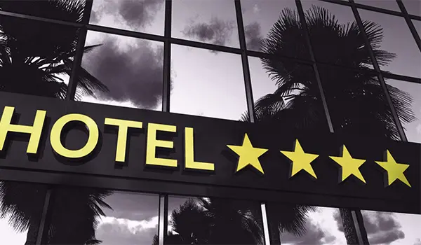 L'importanza delle recensioni, dagli hotel alle escort