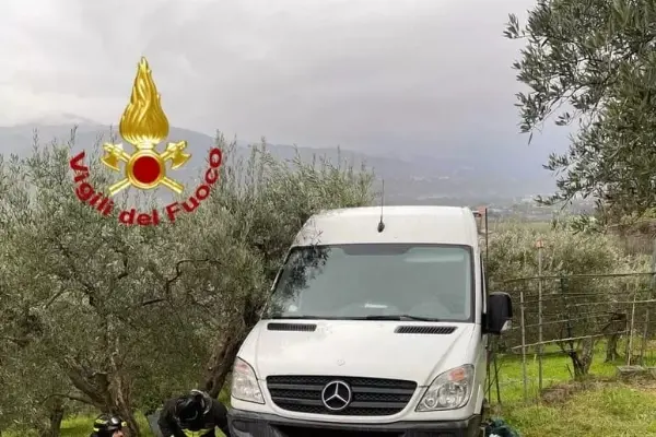 Montalto Uffugo, 41enne travolto e ucciso da un furgone