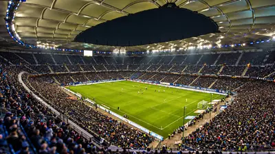 Stadi storici e città d’arte tra Germania e Italia: il turismo sportivo cambia volto