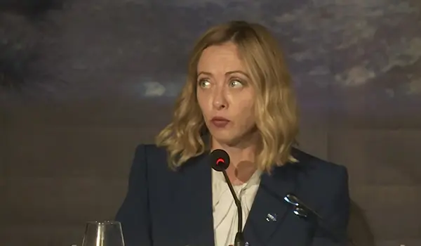 Meloni al MED9: "Pace in Medio Oriente e nuove strategie per il Mediterraneo" (Video)