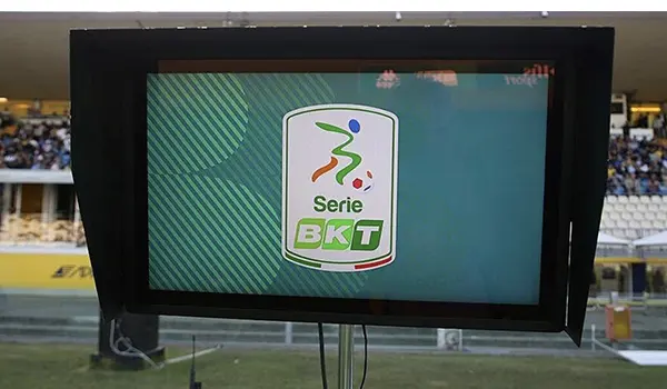 Serie B, dirigenti, allenatori e capitani a Lissone: confronto con gli arbitri su VAR e linee tecniche
