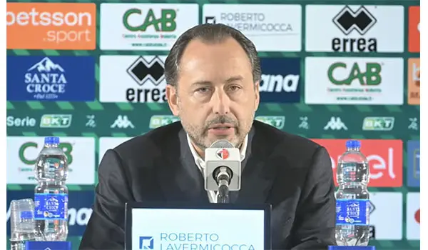 SSC Bari, De Laurentiis fa il punto: futuro societario, socio estero e obiettivi stagionali. (Video)