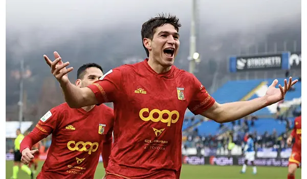 Calciomercato: l’Almeria piomba su Bonini, il Catanzaro valuta l’offerta