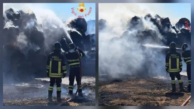 Soveria Simeri, azienda agricola in fiamme: rotoballe distrutte, Vvf al lavoro