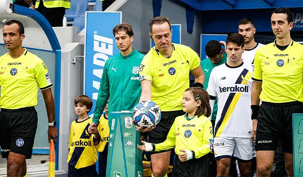 Calcio. Ultimo atto della 34ª giornata di Serie B: arbitri ufficiali e sei giocatori squalificati