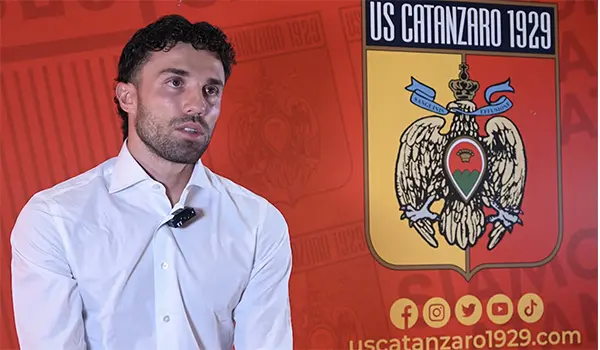 Catanzaro, l’ex Palermo Federico Di Francesco si presenta ai tifosi giallorossi. Video