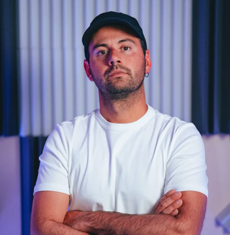 “You”: il nuovo viaggio sonoro del dj/producer Crybe