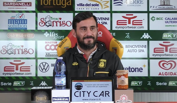 Mister Aquilani alla vigilia di Catanzaro-Pescara. (Video)