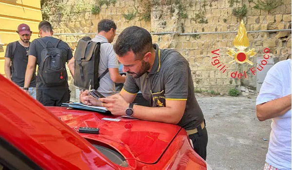 Emergenza terremoto a Napoli, dalla Calabria partono i moduli specializzati dei Vvf per le verifiche sul campo