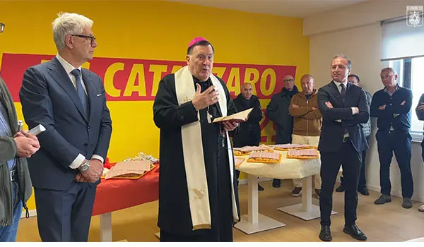 Catanzaro, inaugurata la nuova foresteria per il settore giovanile: un progetto per far crescere uomini e calciatori. Video