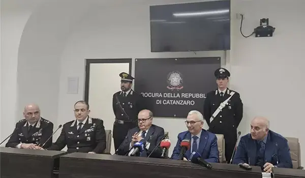 'Ndrangheta: a Catanzaro la cosca dei "Gaglianesi" torna a imporsi 22 arresti (Video)