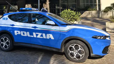 Trani, droga e gioielli sospetti in auto: fermato un cinquantenne