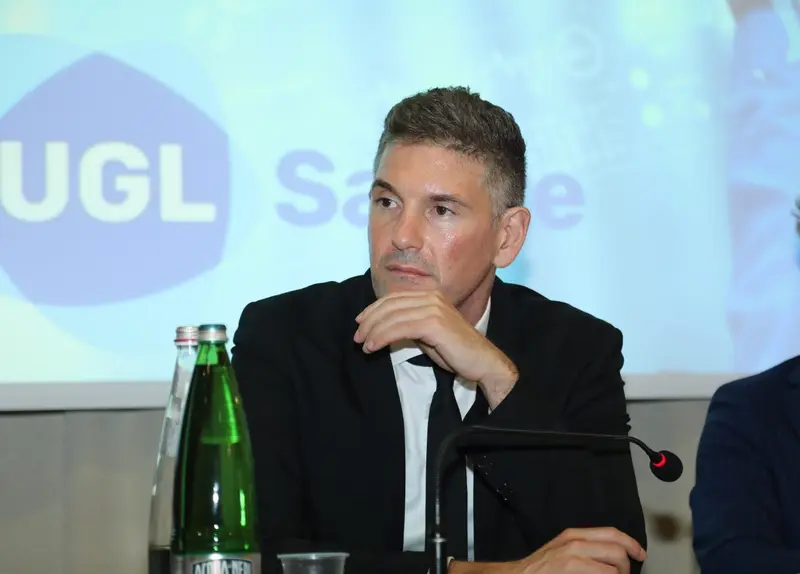 Giuliano (UGL): “5,8 milioni di italiani hanno rinunciato alle cure. Sanità allo stremo, a pagare cittadini ed operatori”