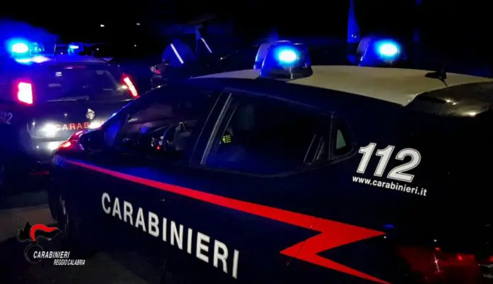 Omicidio a Bovalino: padre ucciso dai figli, arrestato anche il minore