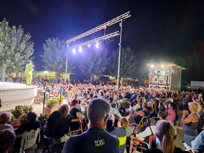 Parte "Rio Dreams, il carnevale dell'estate ai Tucul".
