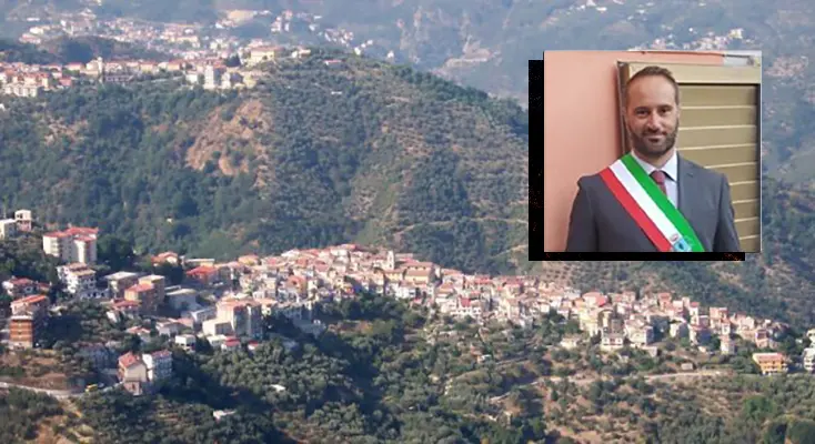 Pentone, cittadino segnala abbandono di rifiuti: individuata e sanzionata la responsabile