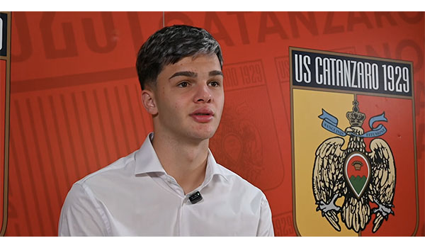 Catanzaro Calcio. Fellipe Jack si presenta ai Giallorossi. Video