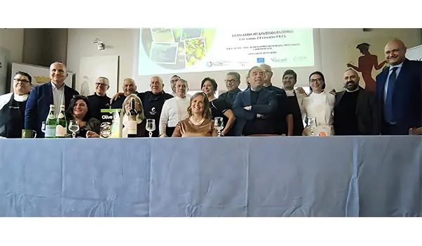 Olio extravergine di oliva, successo per la giornata di studio e valorizzazione con “La Calabria attraverso i Racconti”
