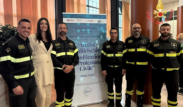 Vigili del Fuoco di Cosenza, funzionari conseguono il Master UNICAL in Protezione Civile e Analisi Multirischio