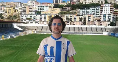 Akragas alé, l’inno calcistico di Agrigento nel canto identitario di Alessandro D’Andrea Calandra