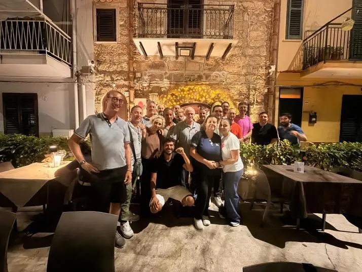 Contro la mafia, al fianco di chi denuncia: la Fillea Cgil Sicilia, ancora una volta, alla Pizzeria Ulisse di Palermo