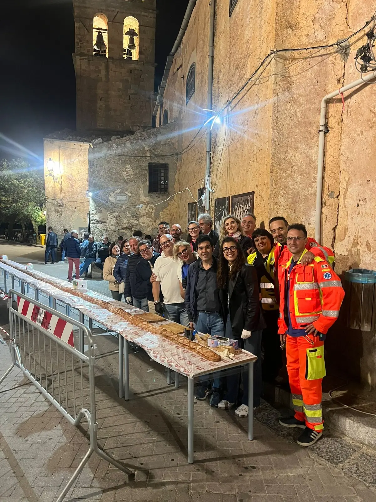 Notte Bianca a San Mauro Castelverde e nuovo record per il “Pane Cunzatu” 