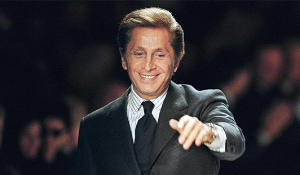 Addio a Valentino Garavani, icona senza tempo dell’alta moda italiana