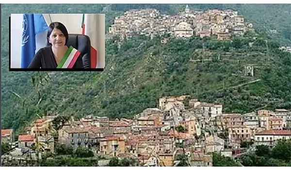 Il Sindaco di Gimigliano, Avv. Laura Moschella: 'Denuncio le minacce, ma non arretreremo di un solo passo