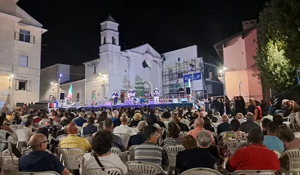 Baselice apre le porte alla condivisione con una forte richiesta di Pace