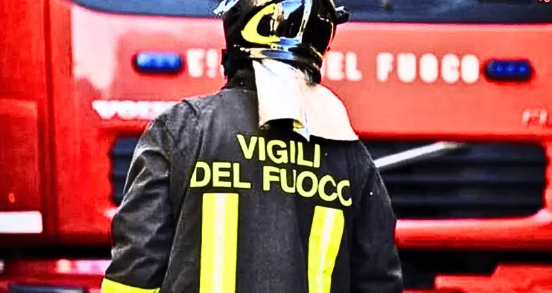 Incendio Auto allo Svincolo della Regione Calabria: Preoccupazione sulla Statale per chi viaggiava verso Lamezia