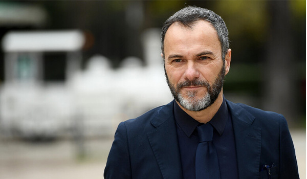 AMA Calabria, Massimiliano Gallo è “Malinconico” a Lamezia Terme