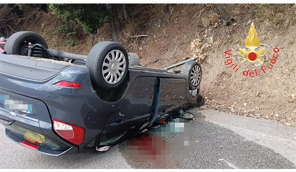 Incidente Stradale sulla SS109 a Fossato Serralta: Intervengono i Vvf di Catanzaro