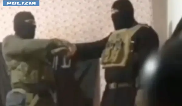 Terrorismo: la Polizia di Stato di Catanzaro esegue un fermo a carico di un cittadino tunisino (Video)