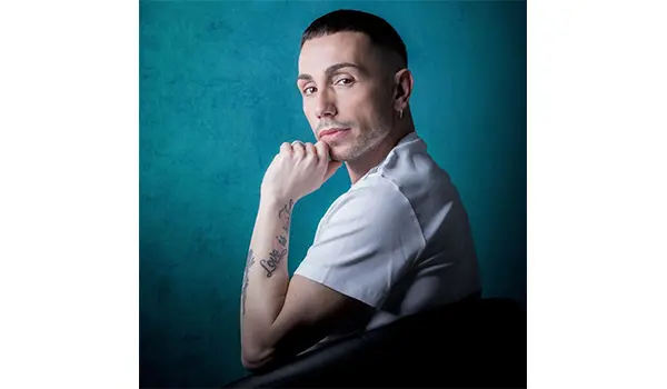In attesa della storica collaborazione con Eminem, Manuel Aspidi torna con "Love Yourself"